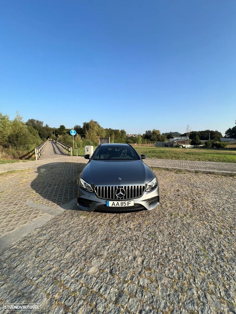 Mercedes-Benz E 300 de AMG Line - 17