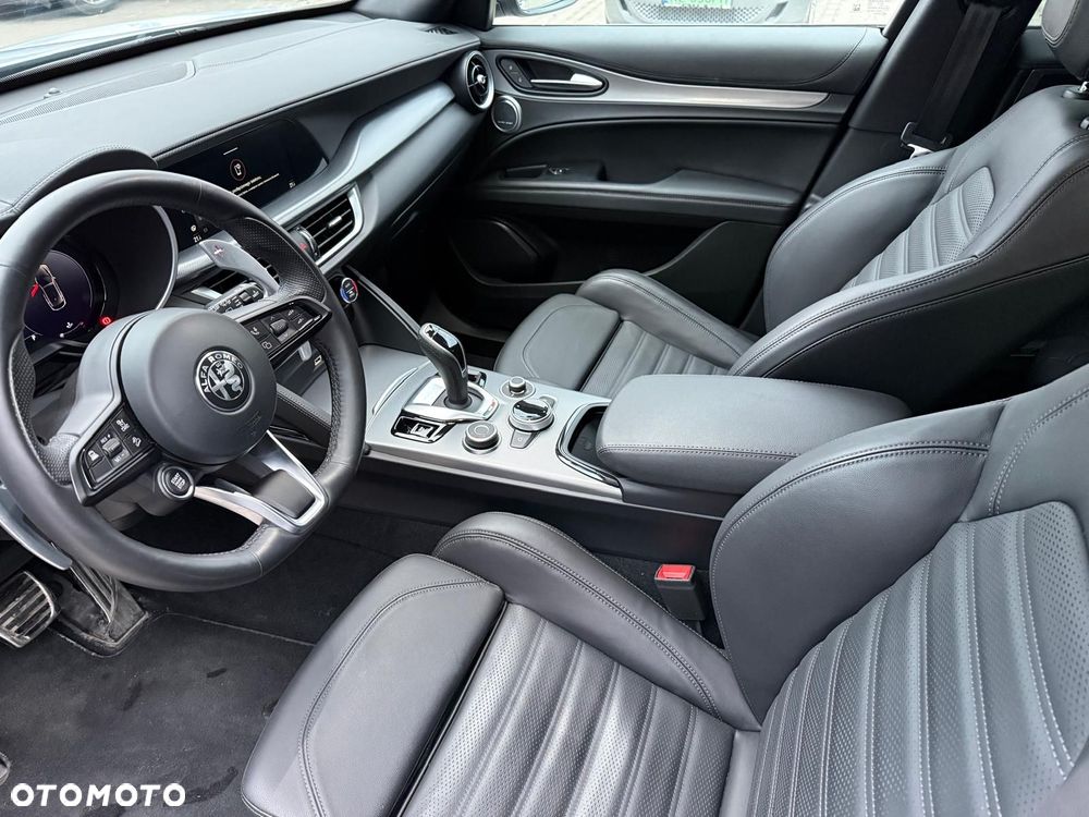 Alfa Romeo Stelvio 2.0 Turbo Veloce Q4 - 7
