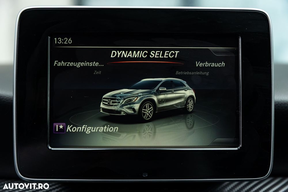 Mercedes-Benz GLA 220 d 4Matic 7G-DCT Style - 20