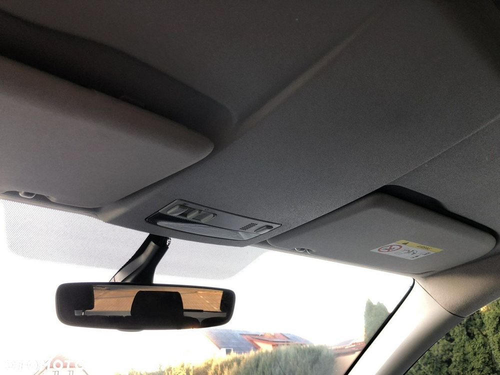 Volkswagen Caddy - 32