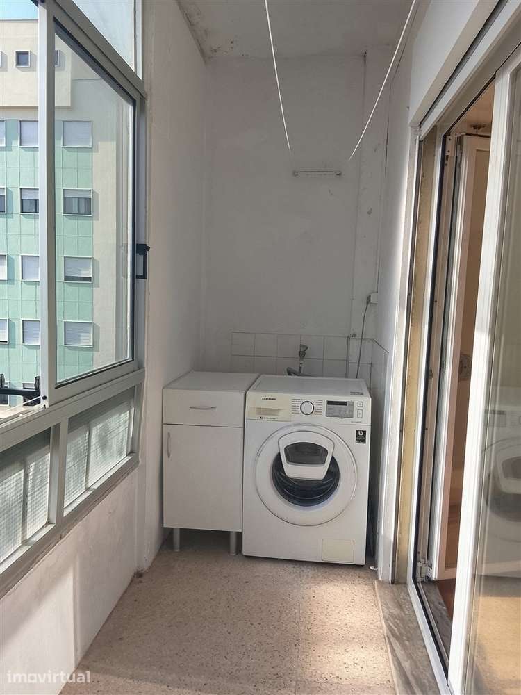 Apartamento T1+1 Venda em Águas Livres,Amadora - Grande imagem: 3/12