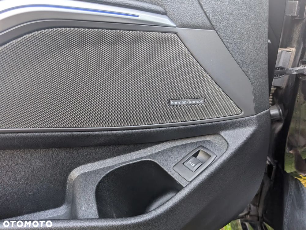 BMW Seria 3 320d Sport Line - 21