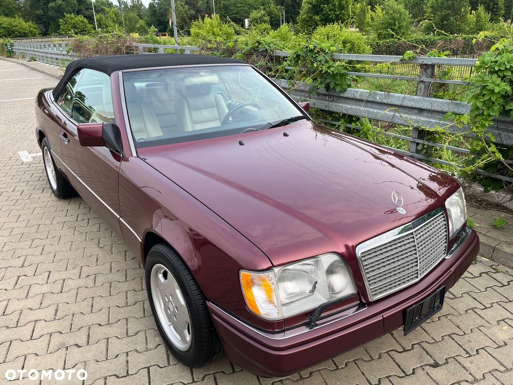Mercedes-Benz Klasa E - 19