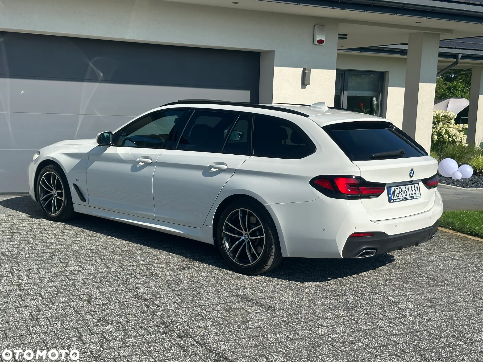 BMW Seria 5 520d Touring M Sport Edition - 8