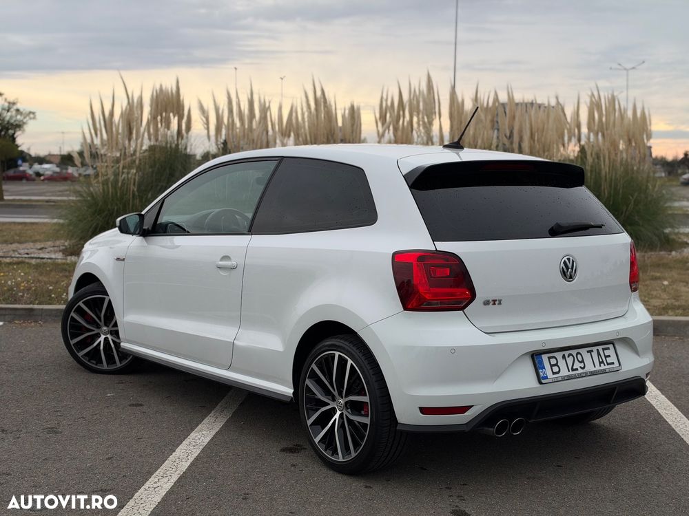 Volkswagen Polo 1.8 TSI BMT GTI - 7