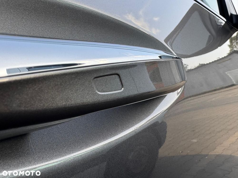 Mercedes-Benz GLA 200 AMG Line - 35