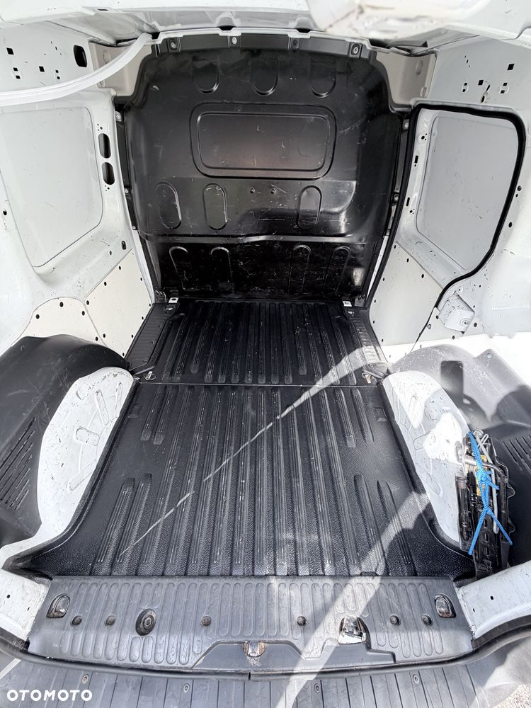 Mercedes-Benz Citan - 12