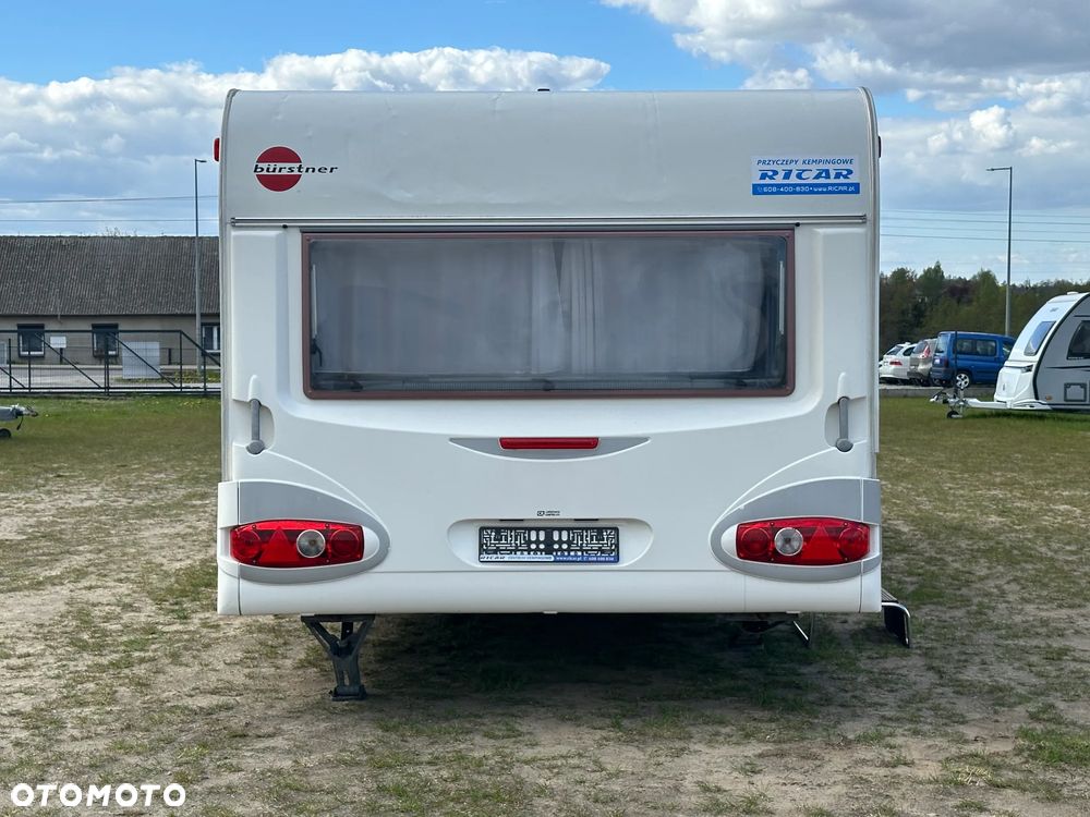 Burstner 720 TK VENTANA z napędem i łóżkami piętrowymi - 8 os. - 6