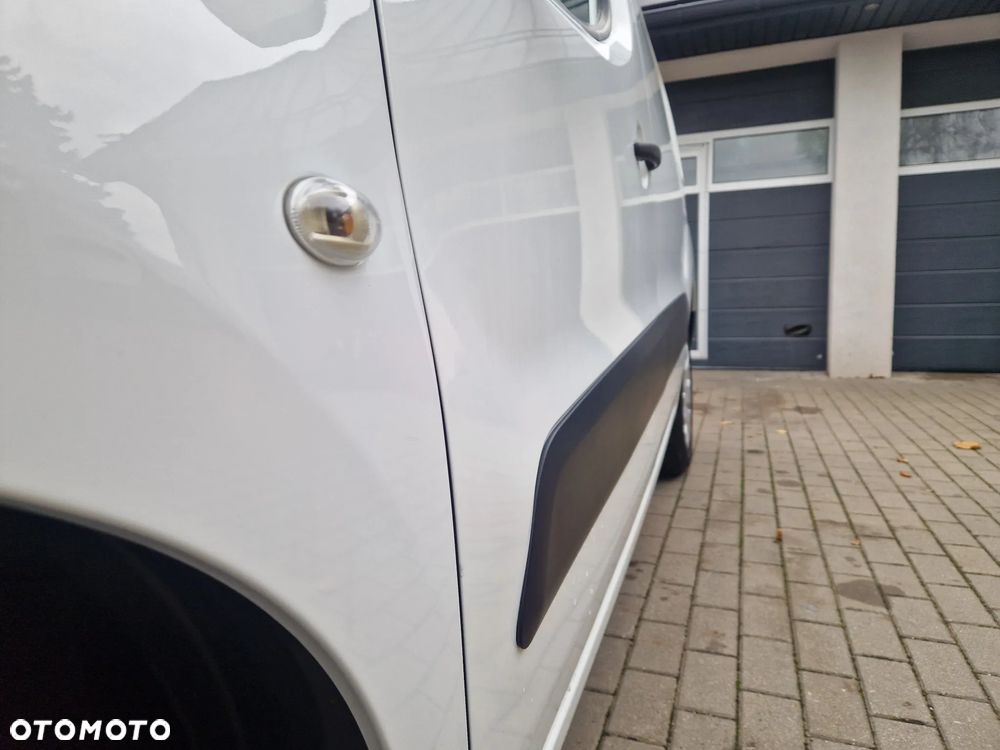 Citroën BERLINGO - 33