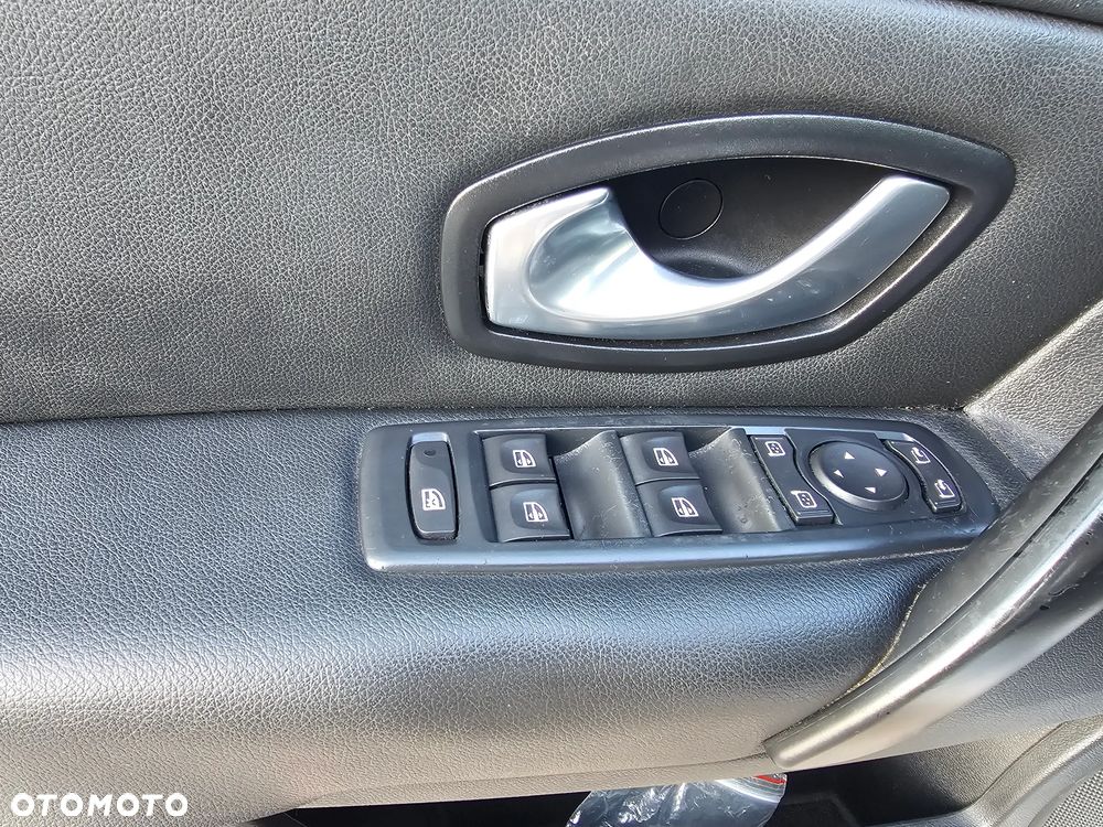 Renault Laguna 2.0 DCi Dynamique - 17