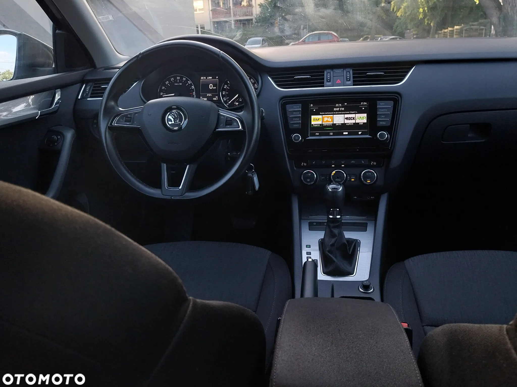 Skoda Octavia 2.0 TDI DSG Premium Edition - 5