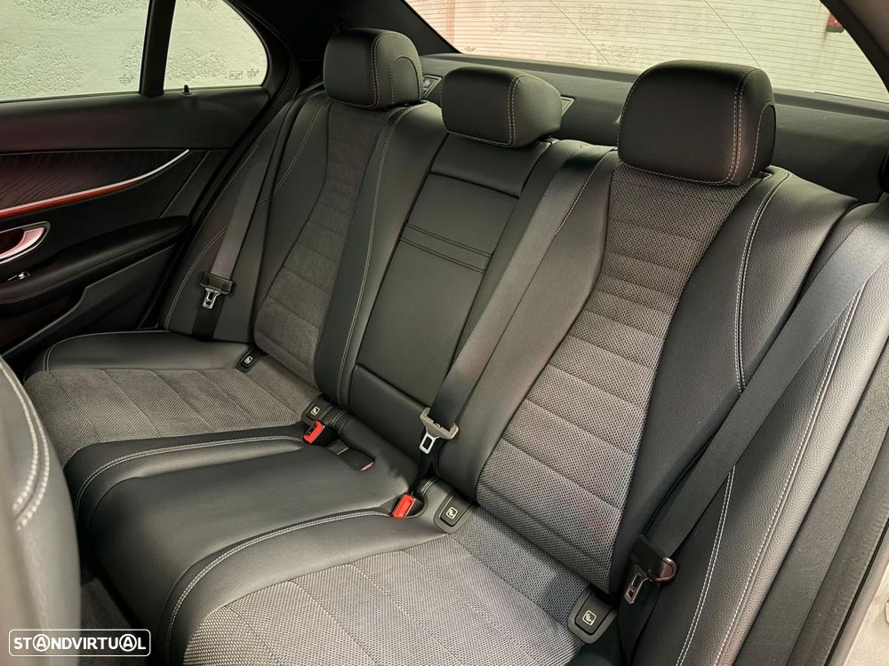 Mercedes-Benz E 300 de Avantgarde 4Matic - 54