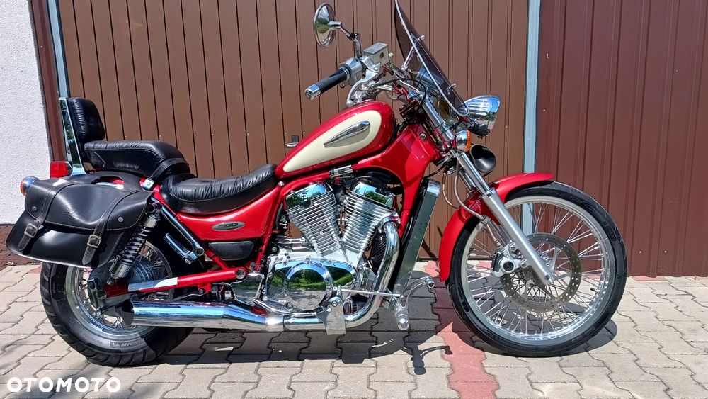 Suzuki VS - 3