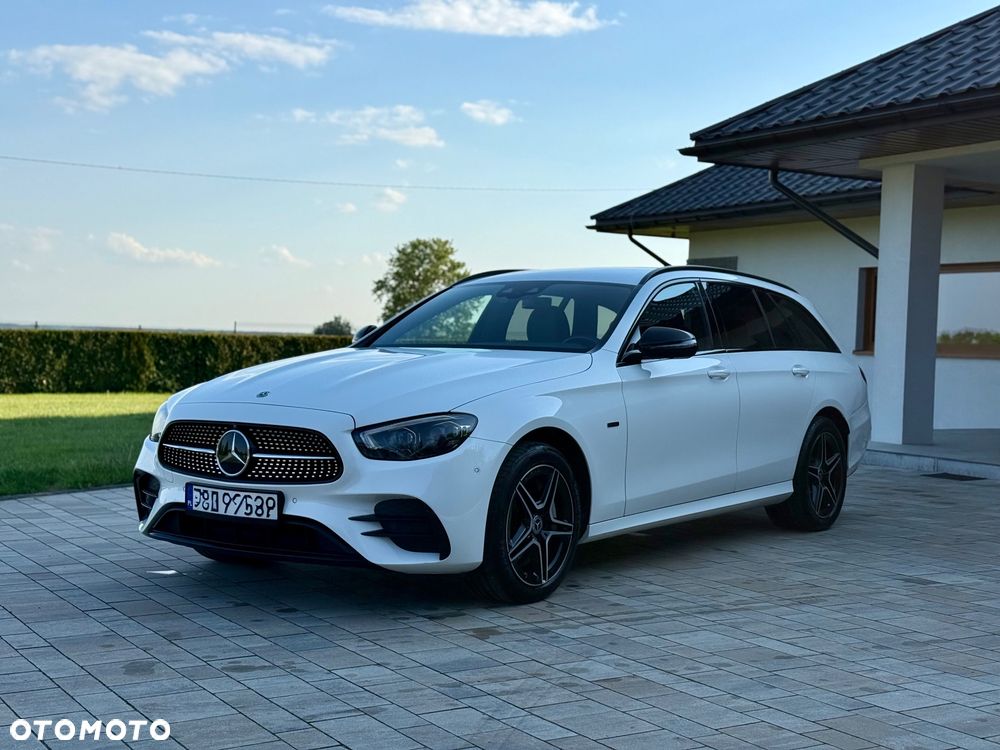 Mercedes-Benz Klasa E 300 de AMG - 2