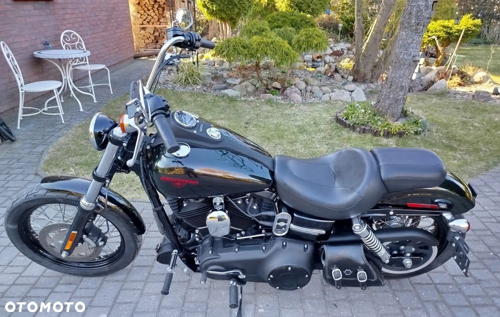 Harley-Davidson Dyna Street Bob - 23