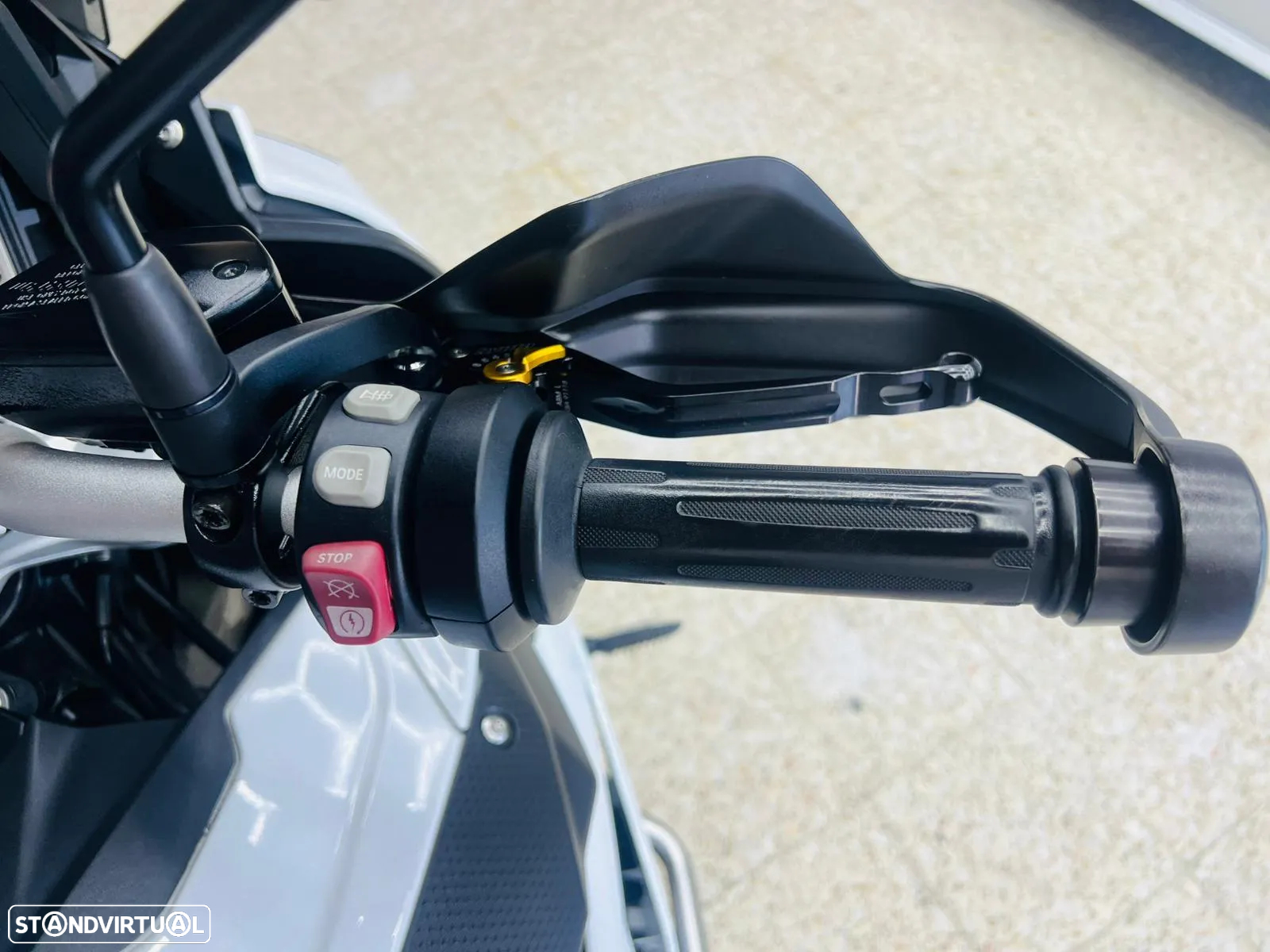 BMW S 1000 XR K69 - 10