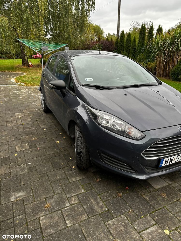 Ford Fiesta 1.25 Ambiente - 2