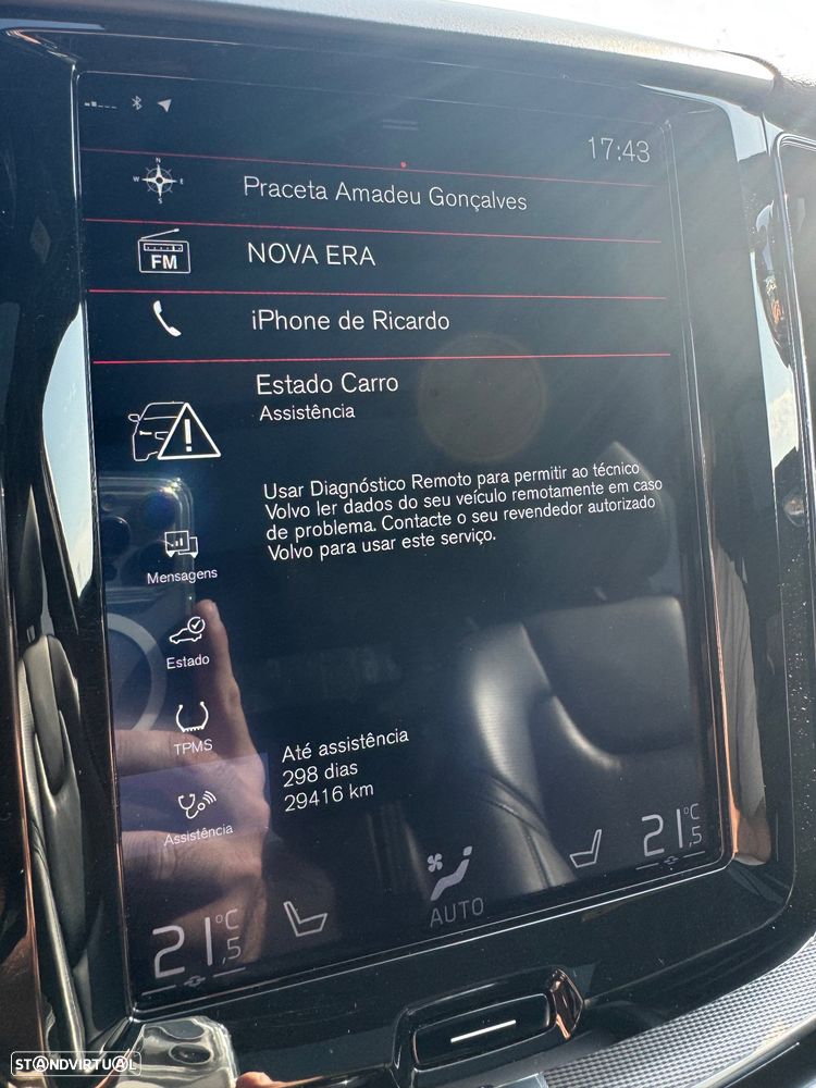 Volvo XC 60 2.0 T8 PHEV R-Design AWD - 44