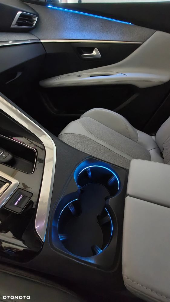 Peugeot 3008 2.0 BlueHDi Crossway S&S EAT8 - 28