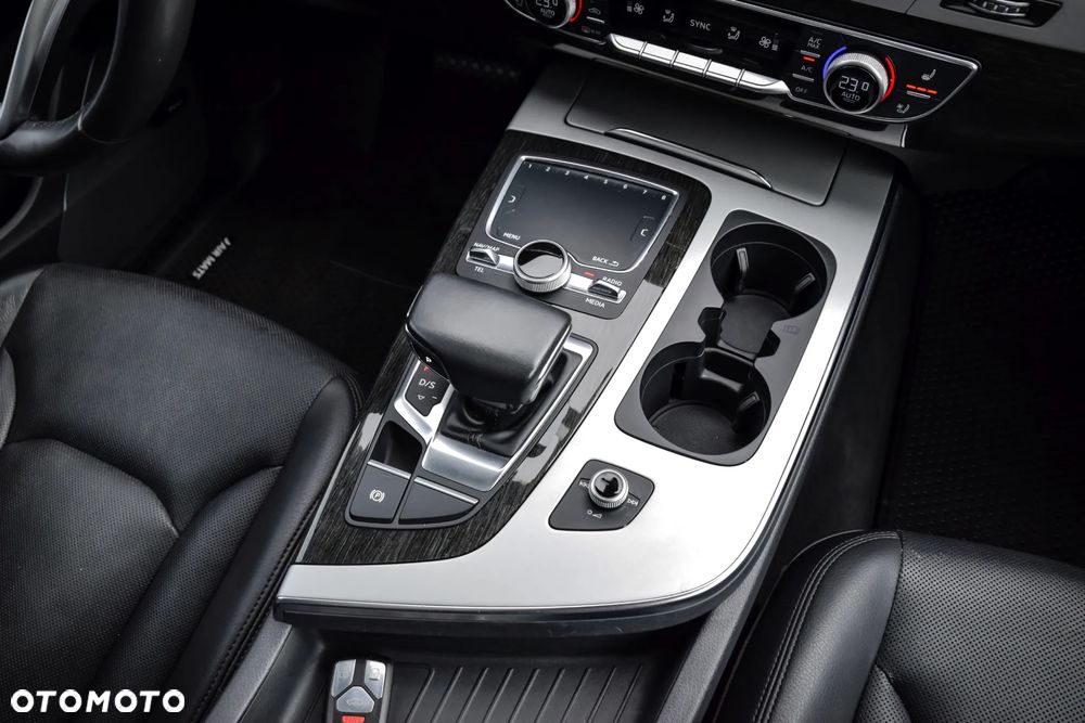 Audi Q7 - 26