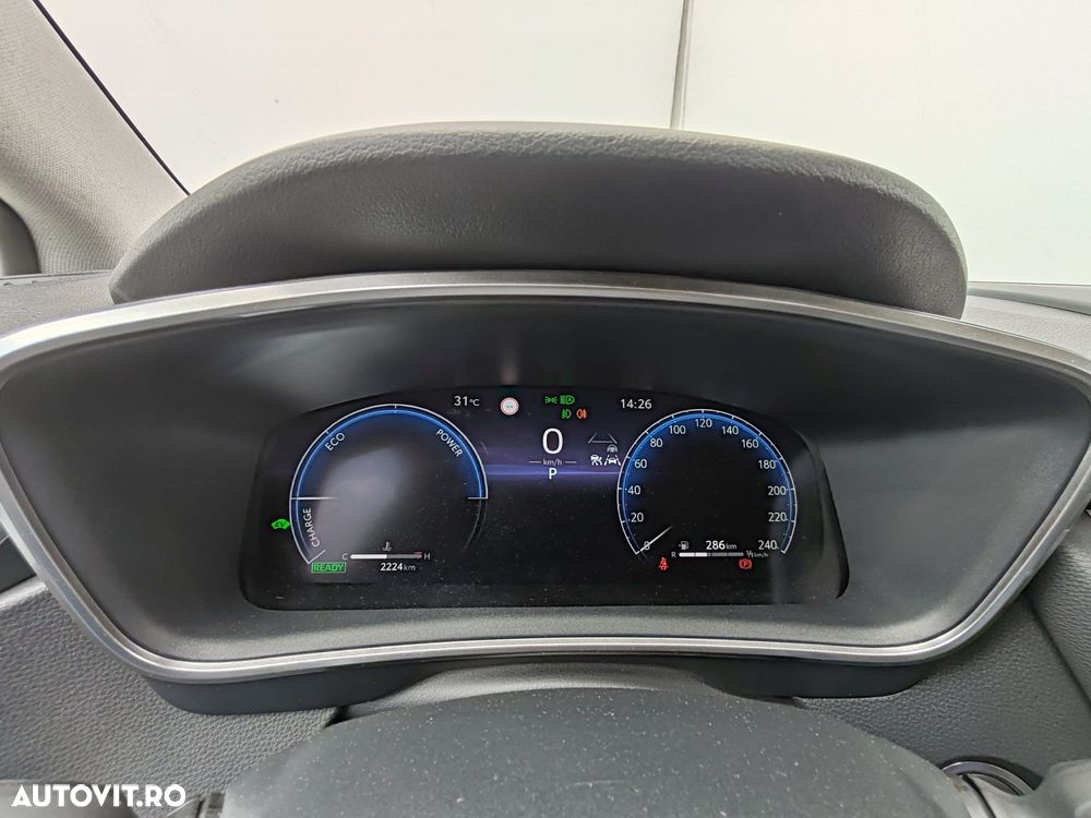 Toyota Corolla Sedan 1.8 HSD Business - 13