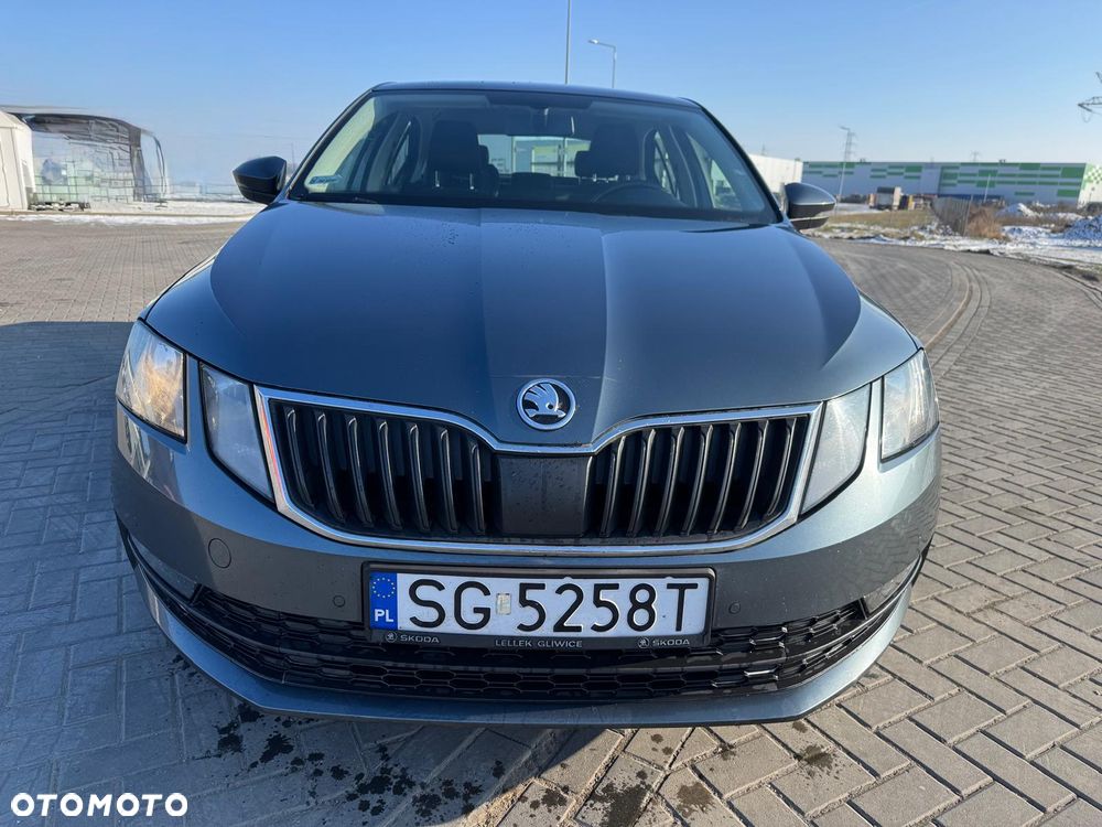 Skoda Octavia - 2