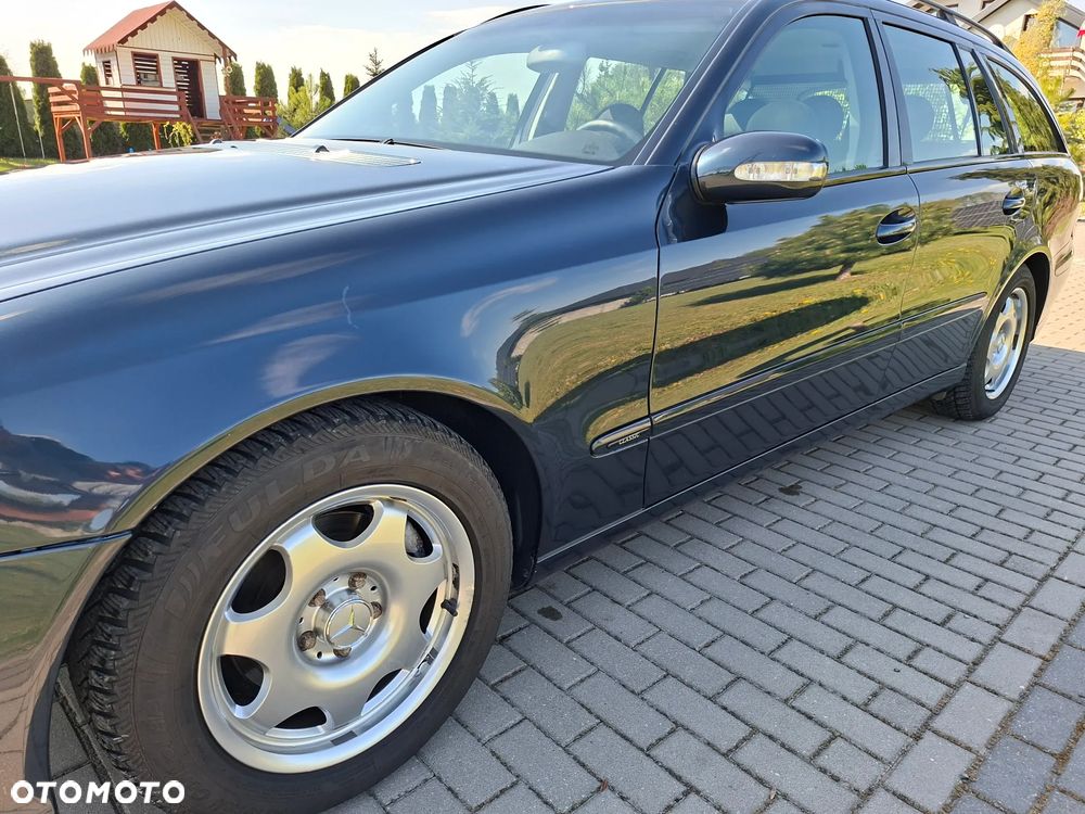 Mercedes-Benz Klasa E 200 Kompressor Automatik Classic - 11