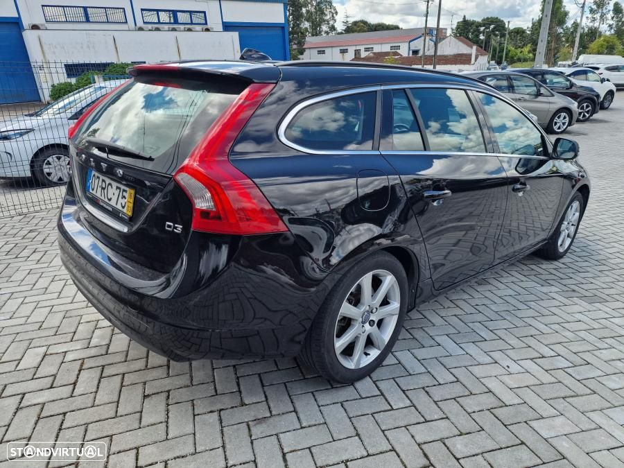 Volvo V60 2.0 D3 Kinetic - 5