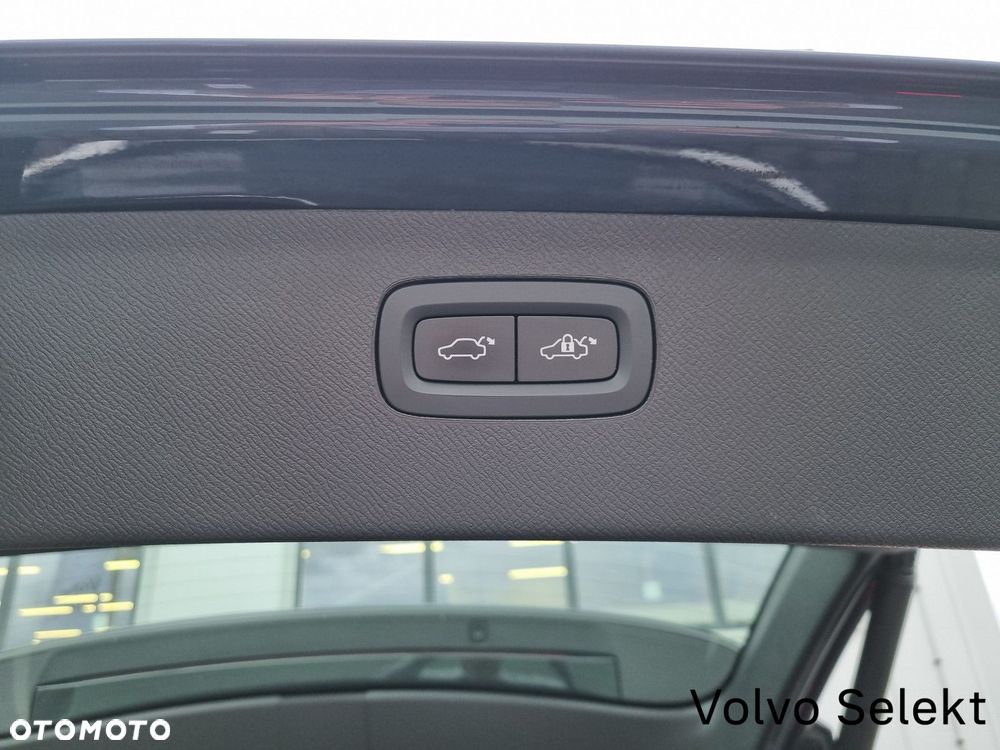 Volvo XC 90 B5 B AWD Plus Bright - 21