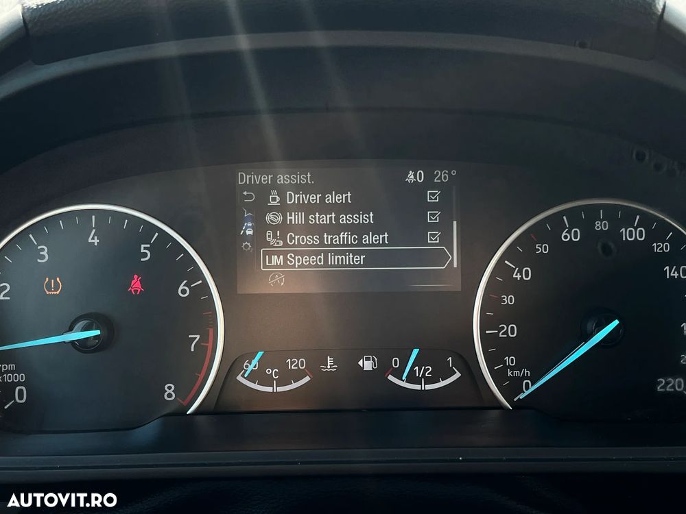 Ford EcoSport - 24