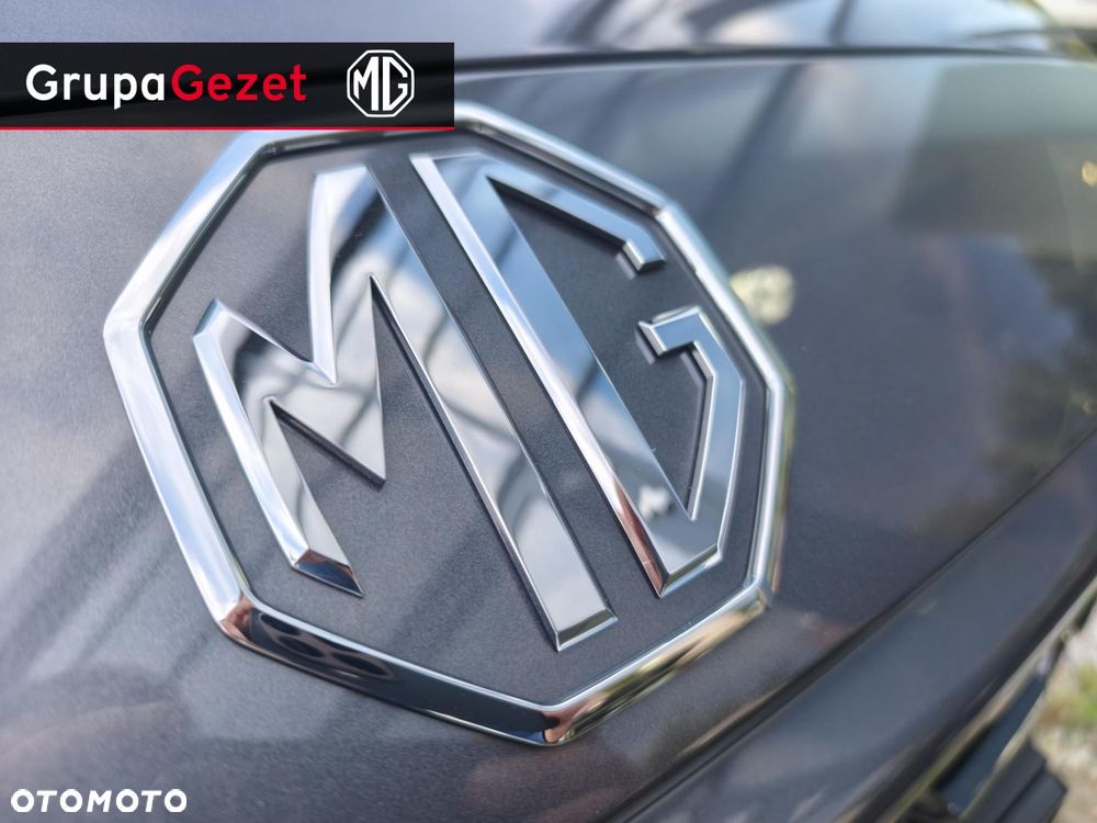 MG ZS - 26