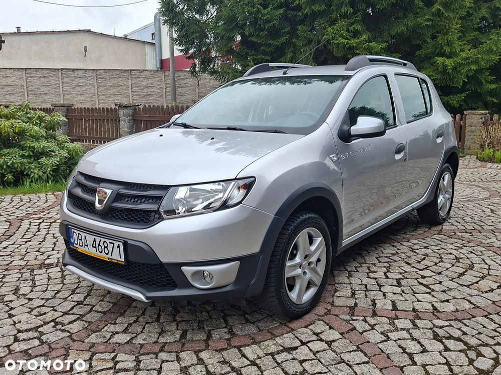 Dacia Sandero Stepway TCe 90 (S&S) Essential - 1