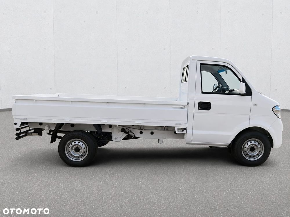 DFSK C-31 - 2