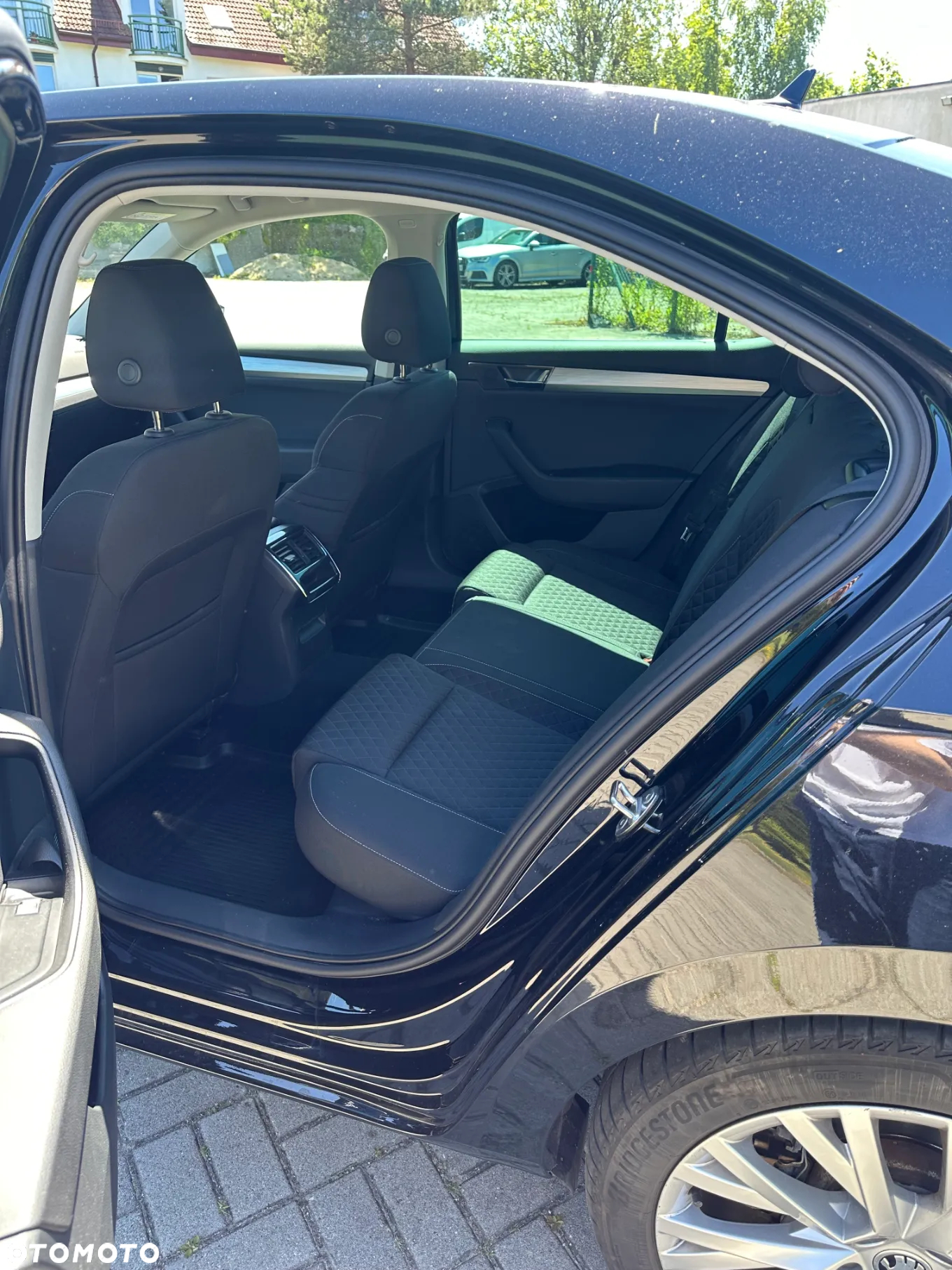 Skoda Superb 2.0 TDI SCR Ambition DSG - 10
