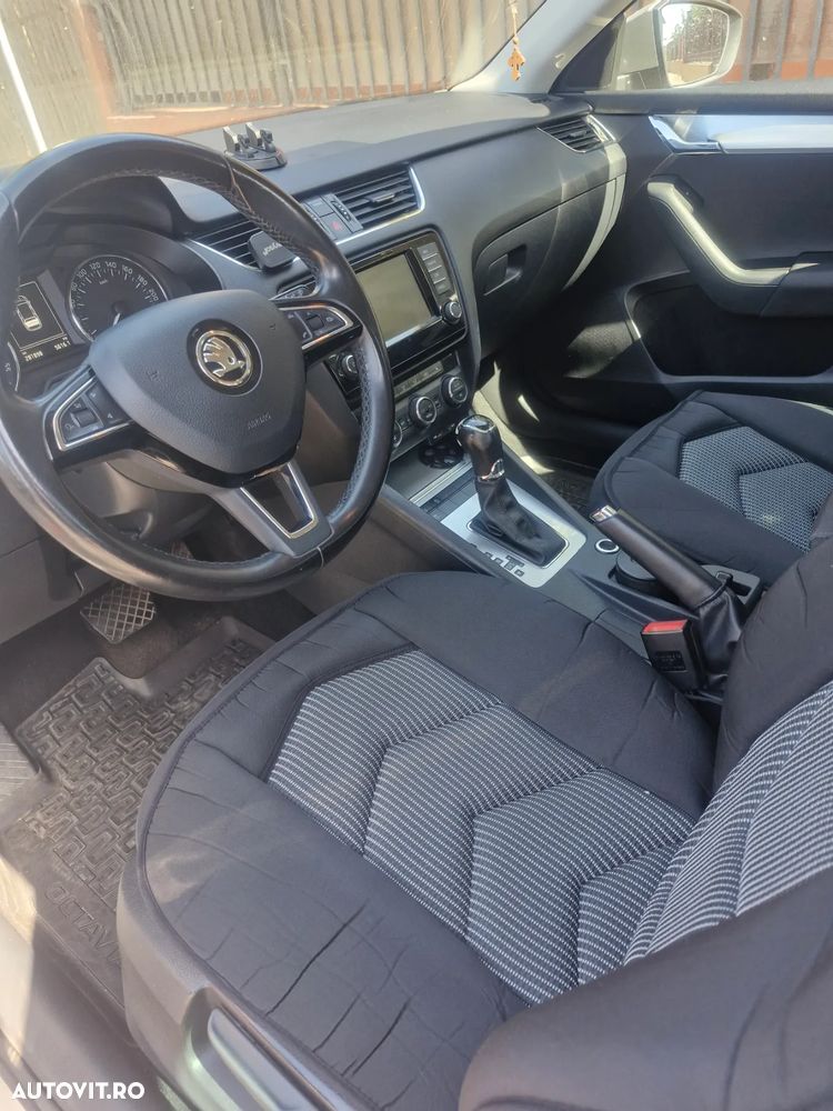 Skoda Octavia 2.0 TDI AMBITION DSG - 7