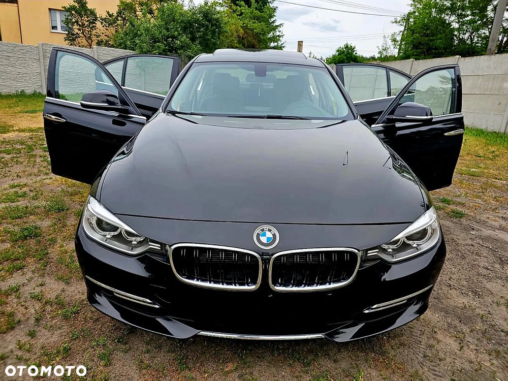 BMW Seria 3 328i xDrive Sport Line - 23