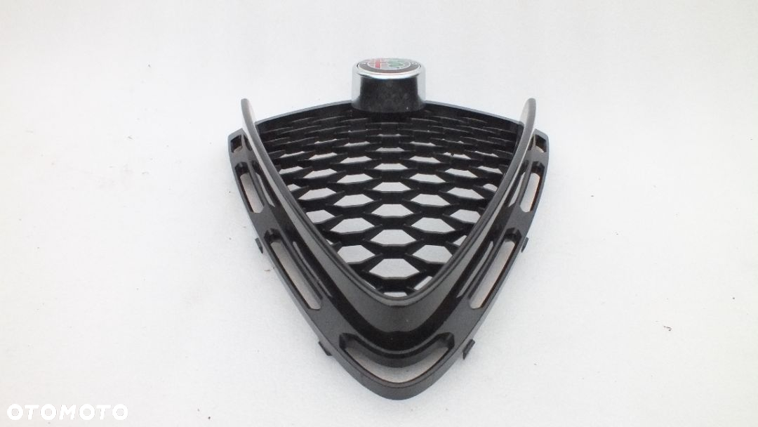 Atrapa Gril Alfa Romeo Stelvio Veloce - 2