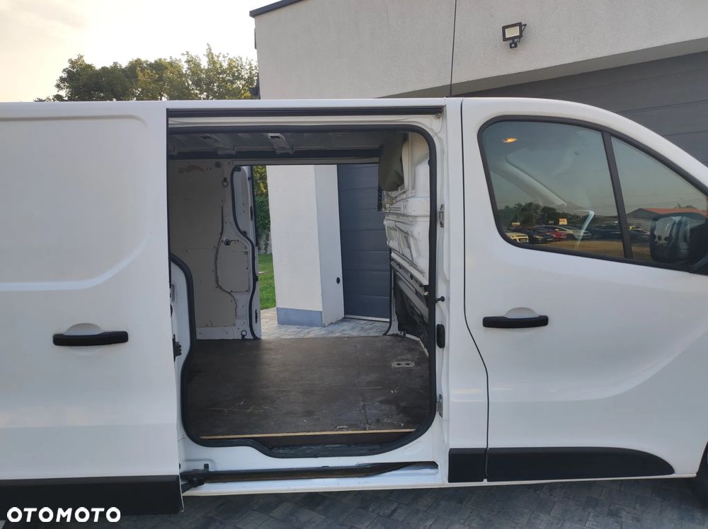 Opel vivaro - 5