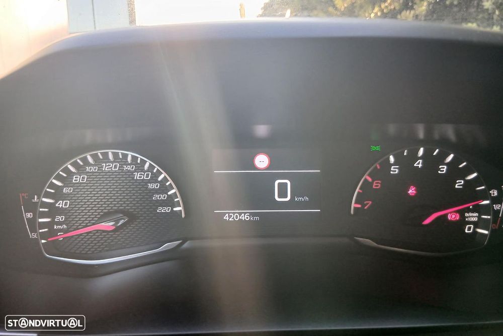 Peugeot 208 1.2 PureTech Active - 7