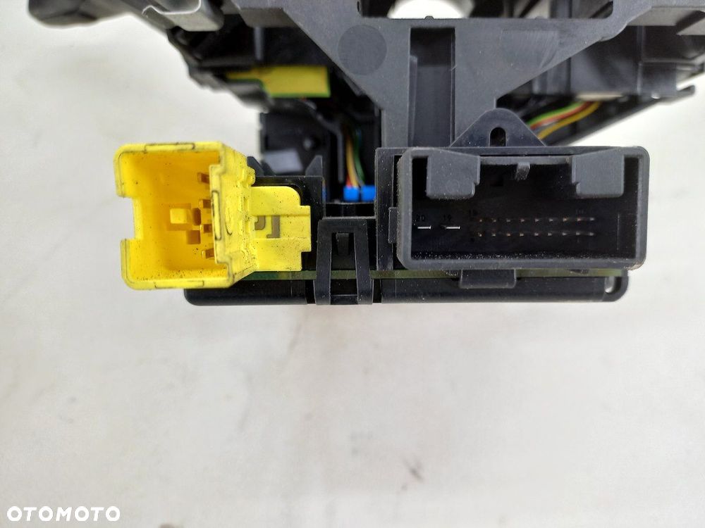 PRZEŁĄCZNIK ZESPOLONY SKODA OCTAVIA II - 10