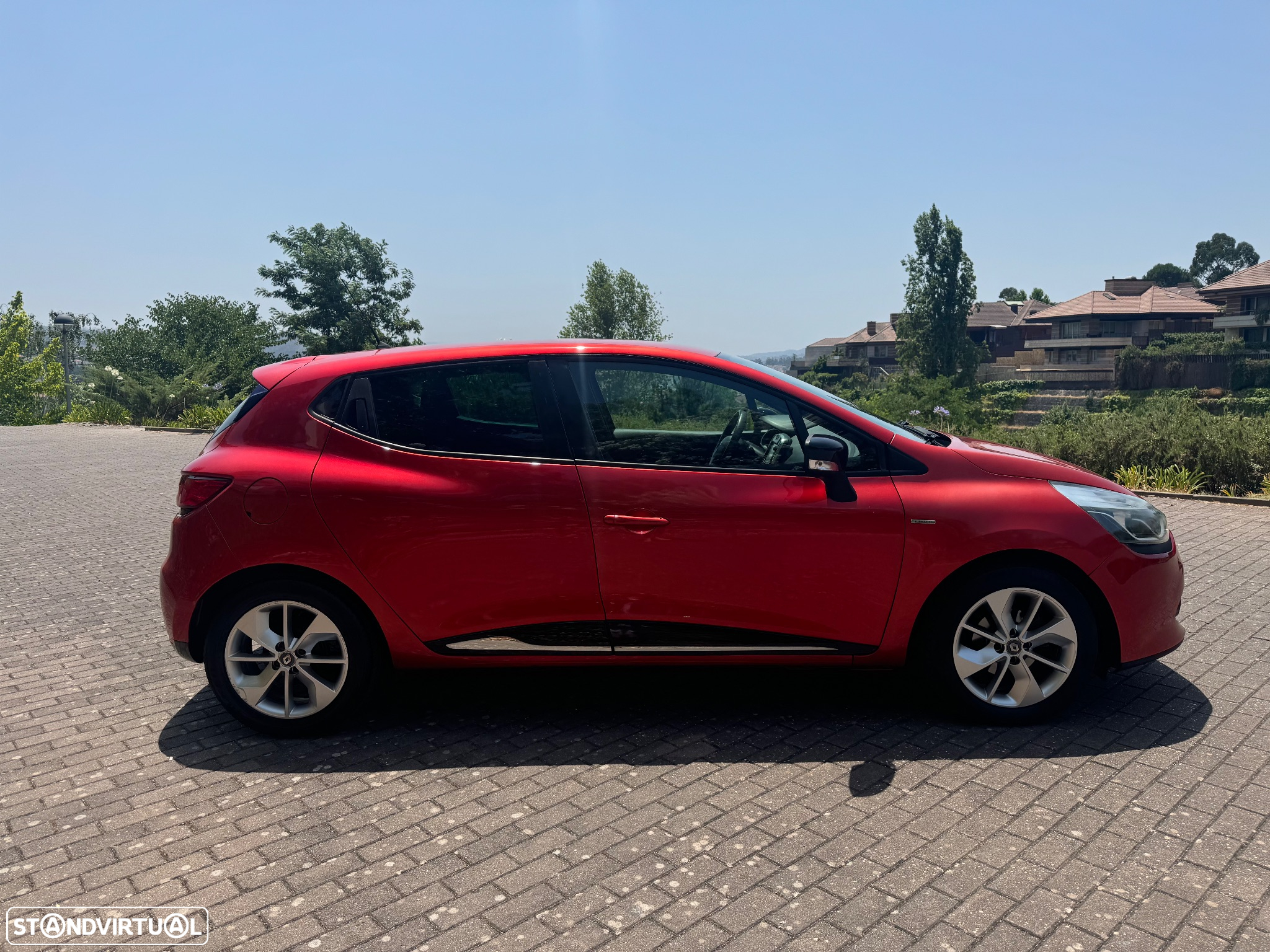 Renault Clio 0.9 TCE Limited - 38