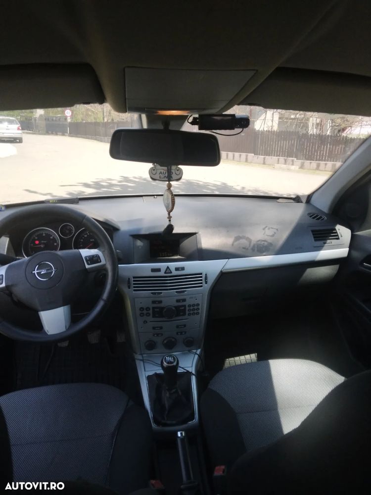 Opel Astra 1.3 CDTI Cosmo - 9