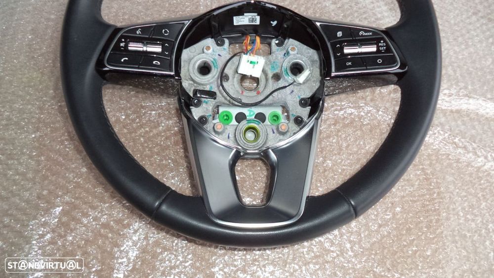 Volante KIA CEED com comandos ano 2020 - 3