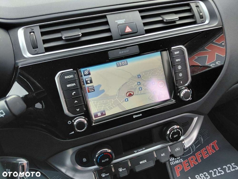 Kia Rio - 23