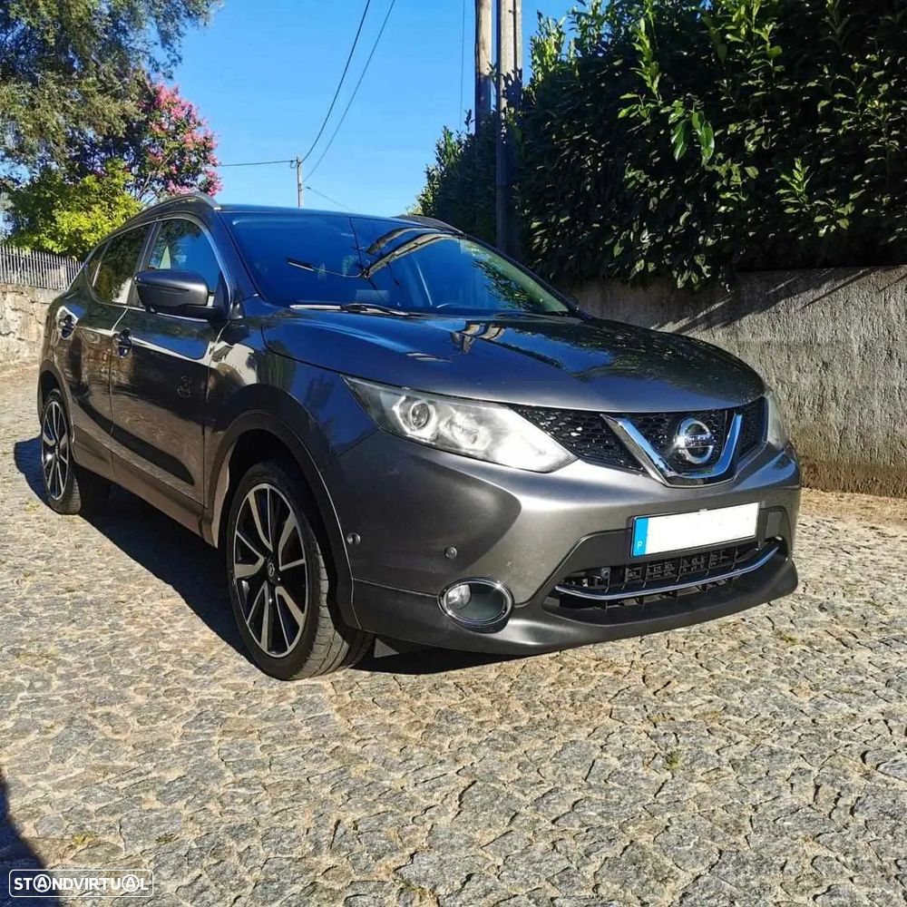 Nissan Qashqai 1.5 dCi Tekna Premium - 1