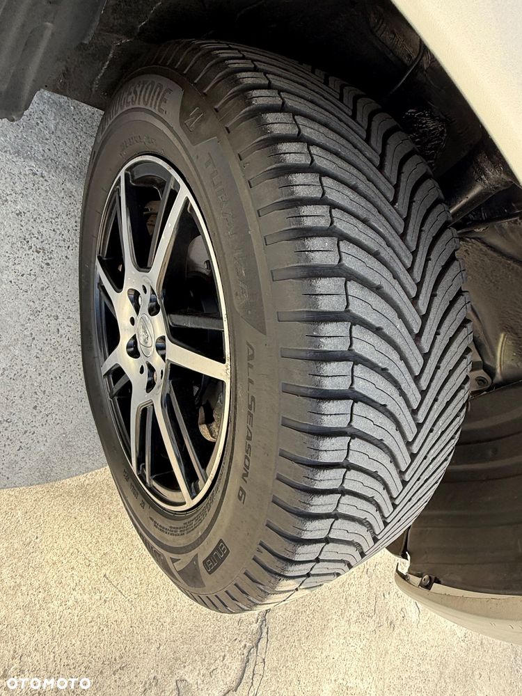 Toyota RAV4 2.0 VVT-i Sol - 28