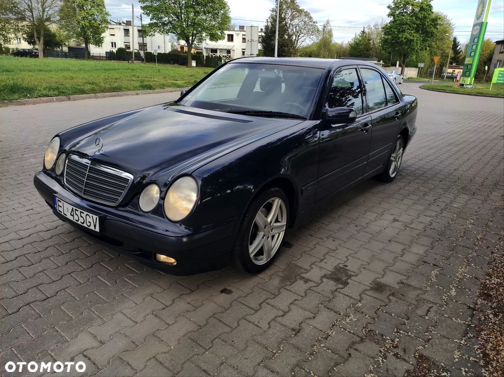 Mercedes-Benz Klasa E 200 Kompressor Classic - 6