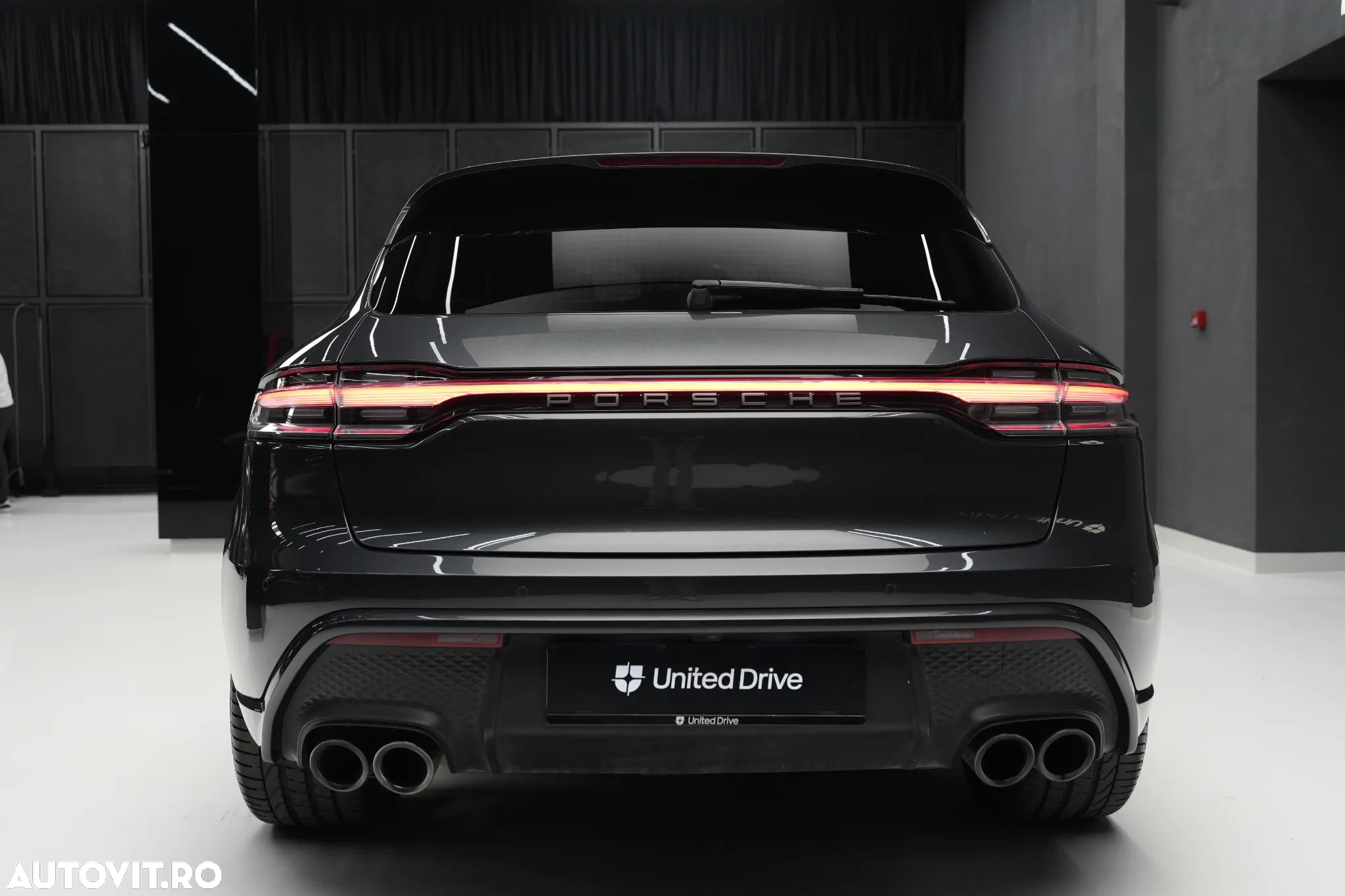 Porsche Macan T - 28