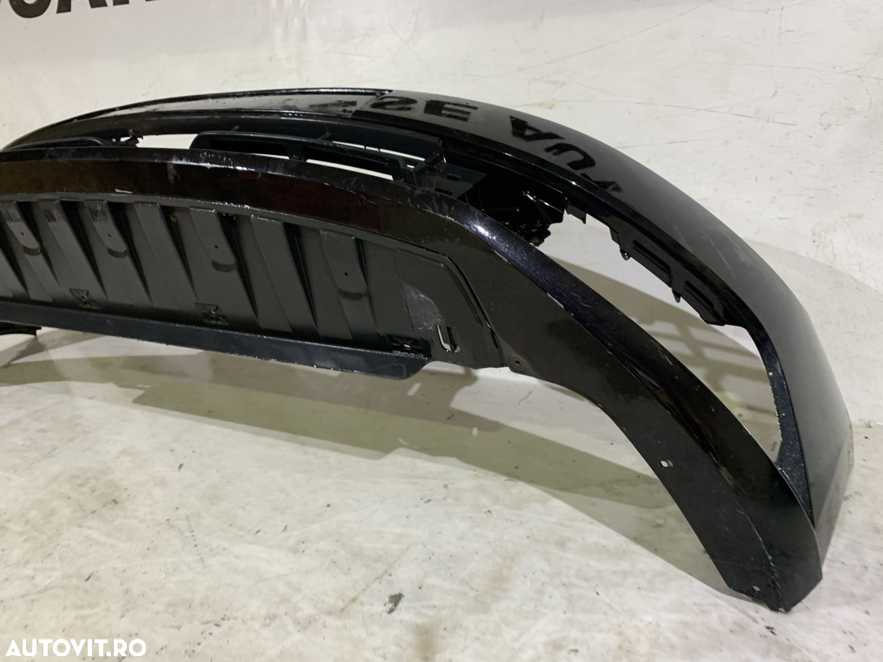 Bara fata Skoda Fabia 3, 2014, 2015, 2016, 2017, 2018, cod origine OE 6V0807221. Include grila inferioara si scut. - 5