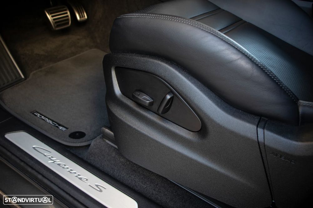 Porsche Cayenne Coupé S E-Hybrid - 12